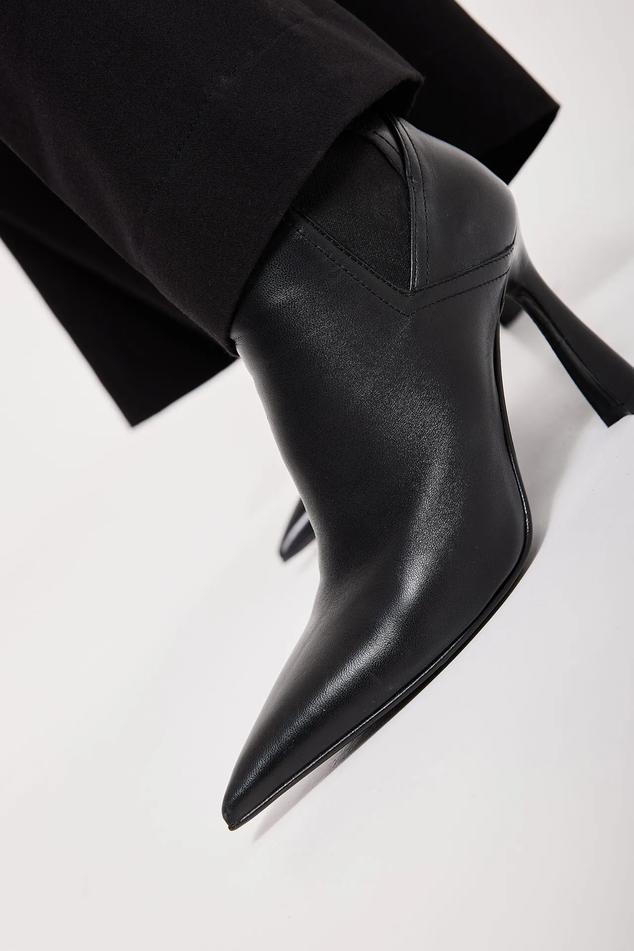 Ankle Boot M6589B Nappa Nero Lambskin Booties