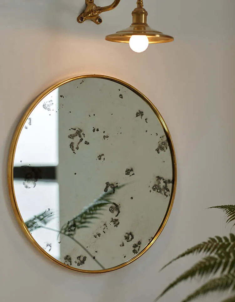 Antiqued Luxury Brass Circle Wall Mirror