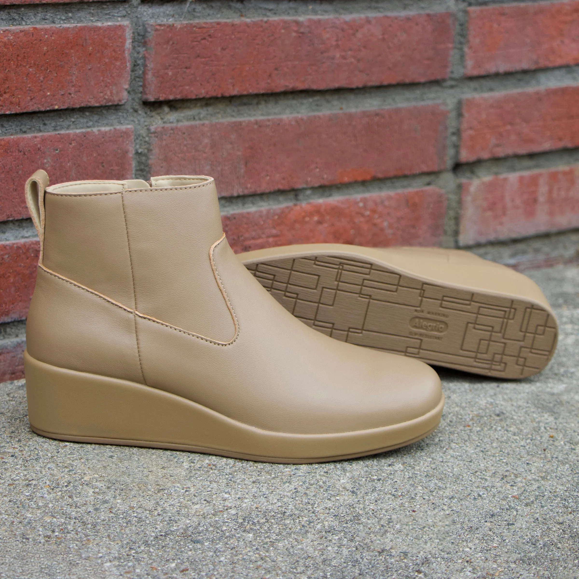 Hadi Beige Boot