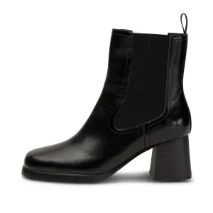 Lila Chelsea Leather - BLACK