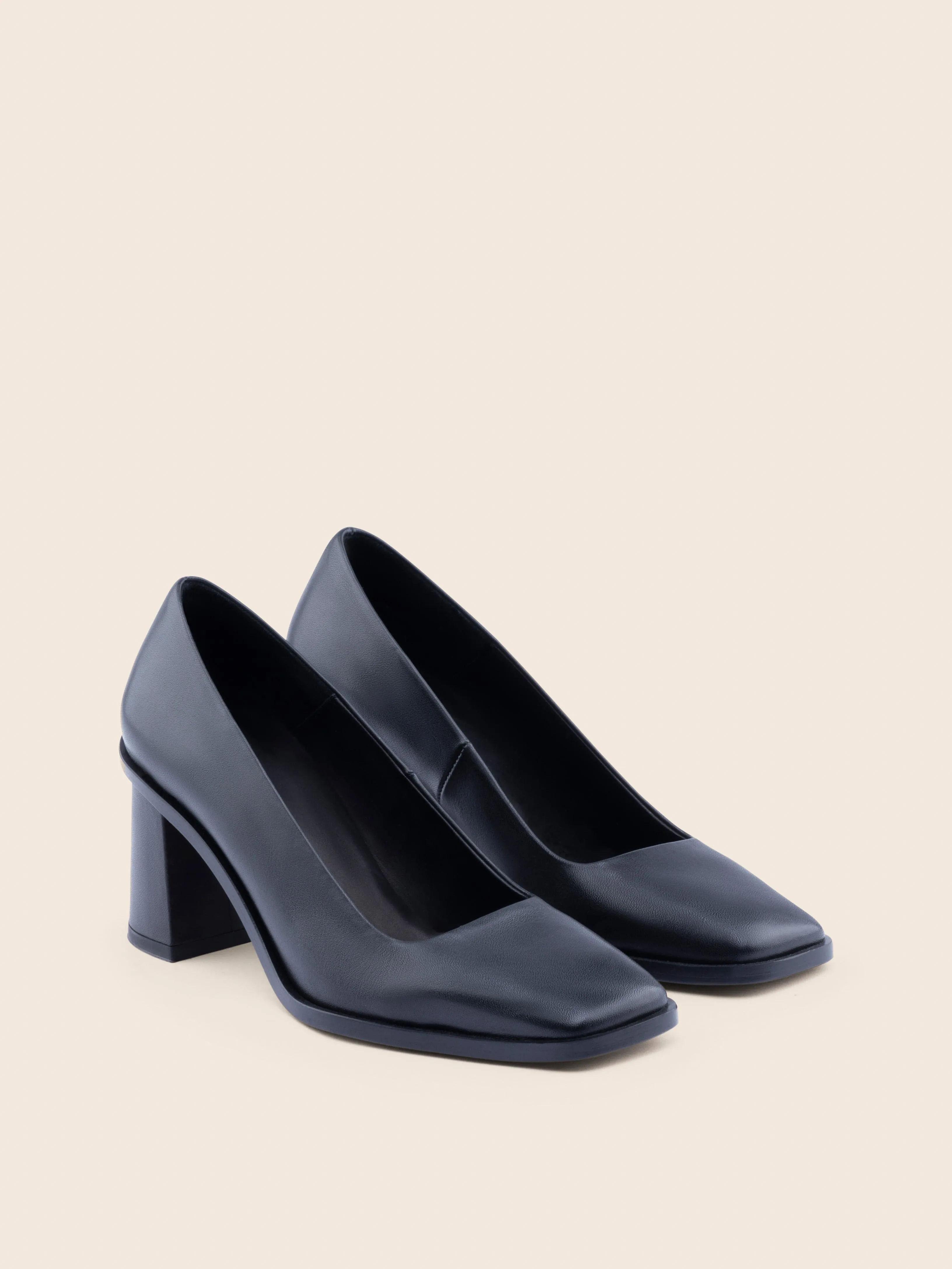 Lugo Black Pump